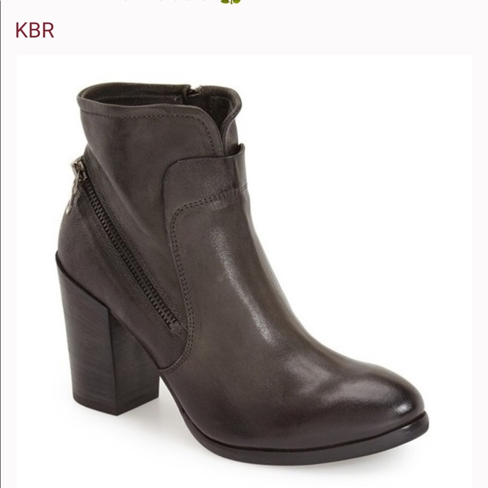 KBR Italian Ankle Booties  Ankle Booties Size 61/2